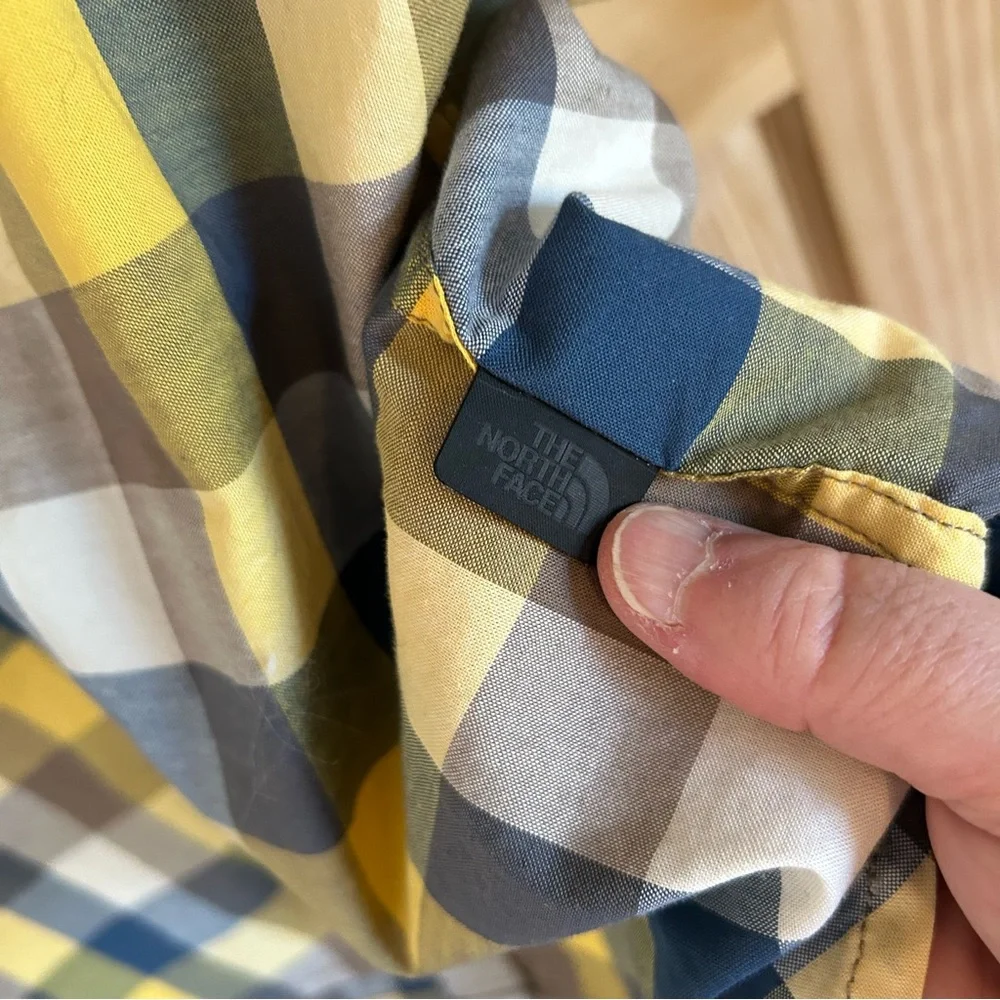The North Face Blue Yellow Plaid Shirt. Size Medium.